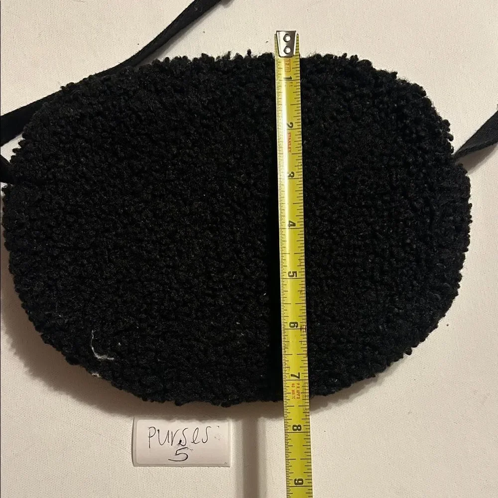 UGG stylish crossbody